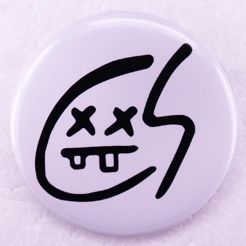 Three-Eyed Tinplate Brooch Pin
