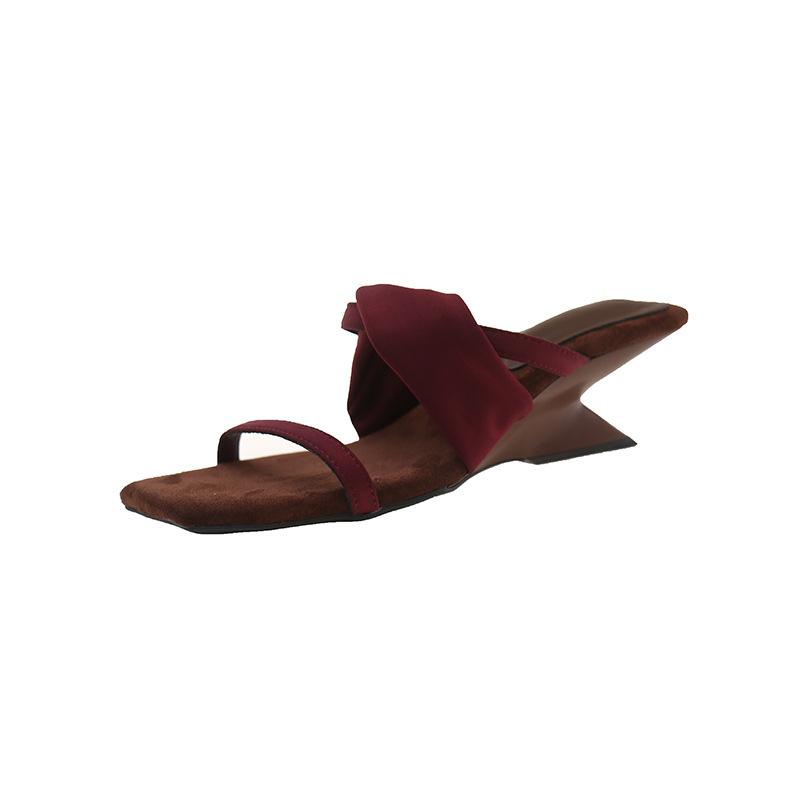 High-end French wedge heels cool slippers fairy wear 22 years of new summer temperament high heels sandals