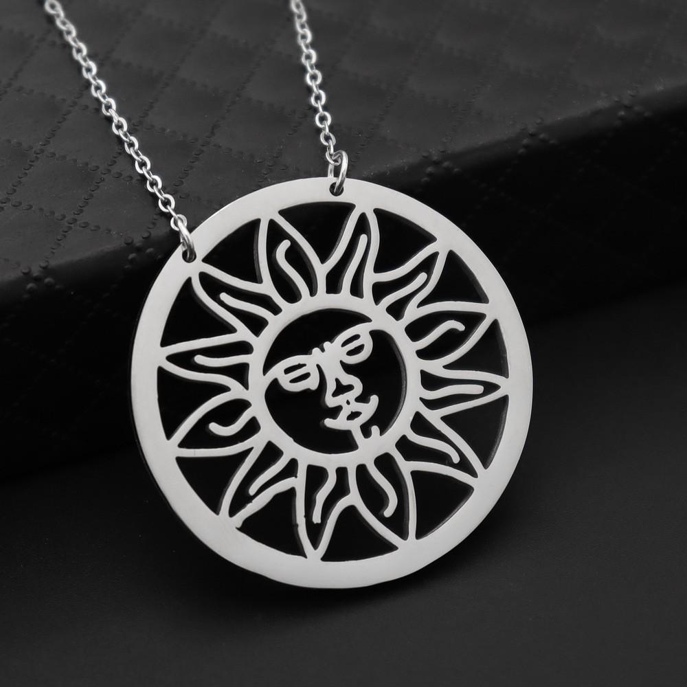 Smiling Sunflower Pendant Necklace Bohemian Style Necklace Jewelry