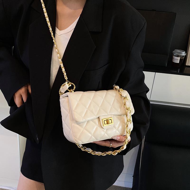 

Маленькая сумка из ромбовидной вышивальной нити, новая женская сумка весна-лето 2025, популярная сумка-мессенджер на цепочке, на плечо, маленькая квадратная сумка