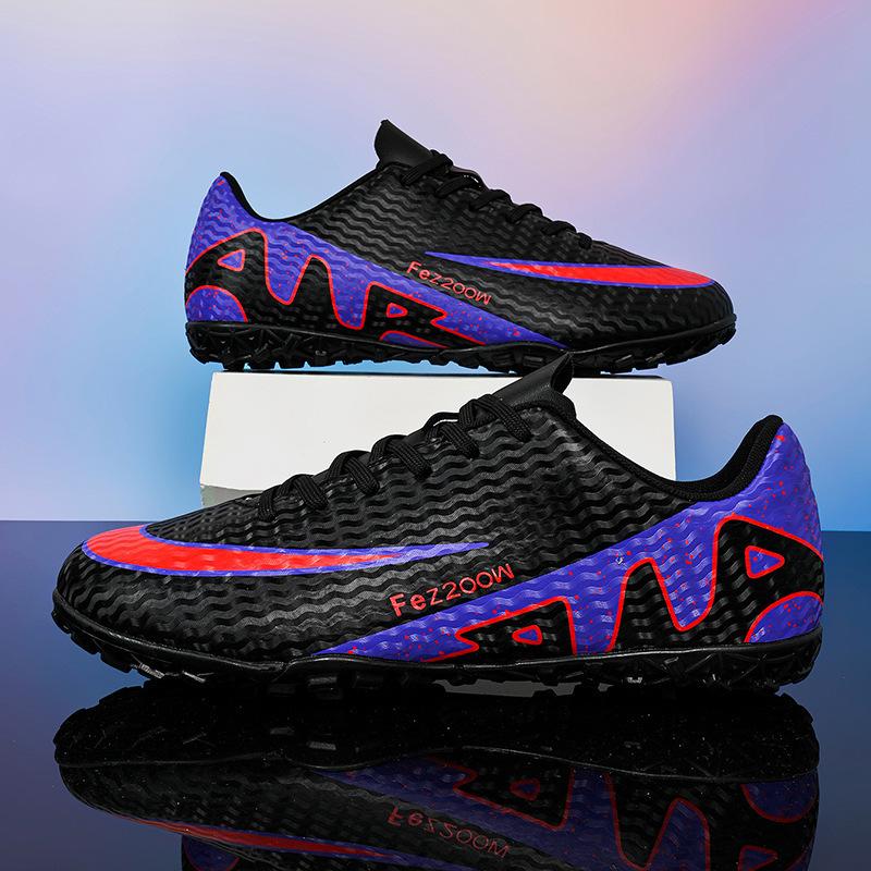 Foreign trade 2025 new low-top football shoes boys and girls students training broken nails TF indoor football shoes couple models