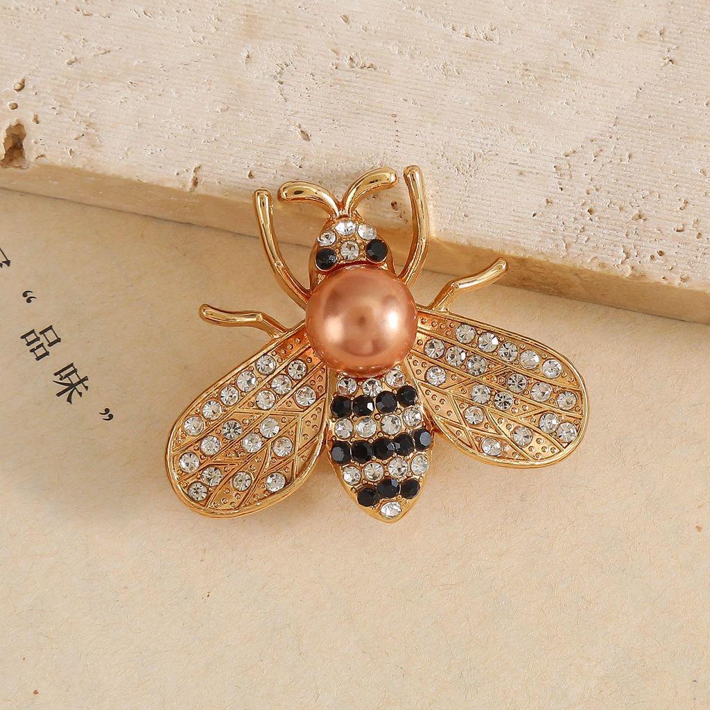 Zirconia Diamond Pearl Butterfly Bee Brooch - Cute Alloy Pin for Women’s Clothing Accessories