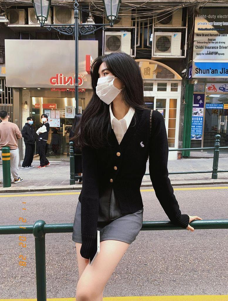 2025 Autumn/Winter V-neck Long Sleeve Knit Cardigan with Rabbit Embroidery – College Style Age-Reducing Versatile Top