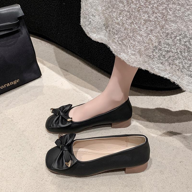 With skirt fairy wind gentle shoes spring and autumn versatile beanie shoes bow 2025 new nurse flat shoes