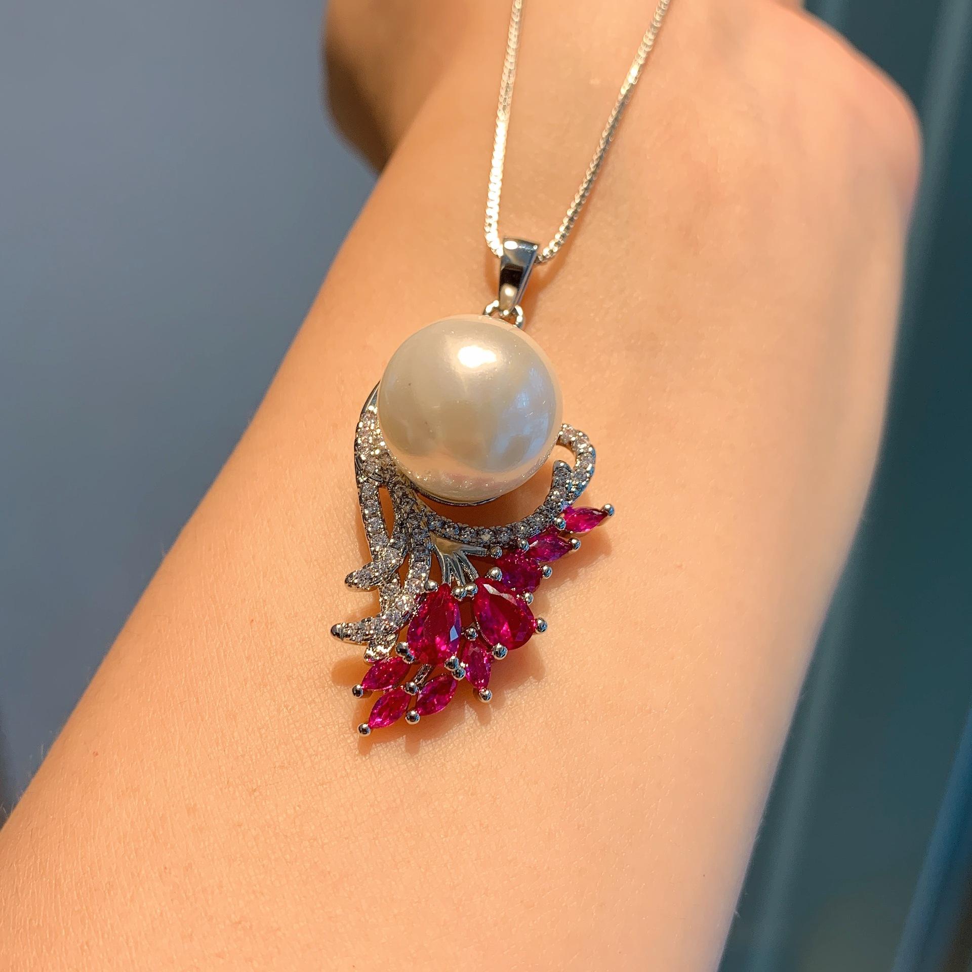 

Jewelry Tahitian pearl necklace European and American retro micro-inlay simulation red corundum pearl pendant
