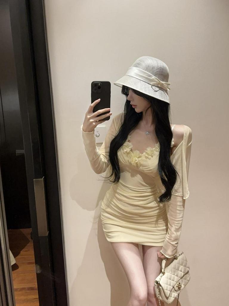 Sexy Nightclub Women's Floral Two-Piece Set: Long-Sleeve Cardigan and Low-Cut Spaghetti Strap Short Skirt