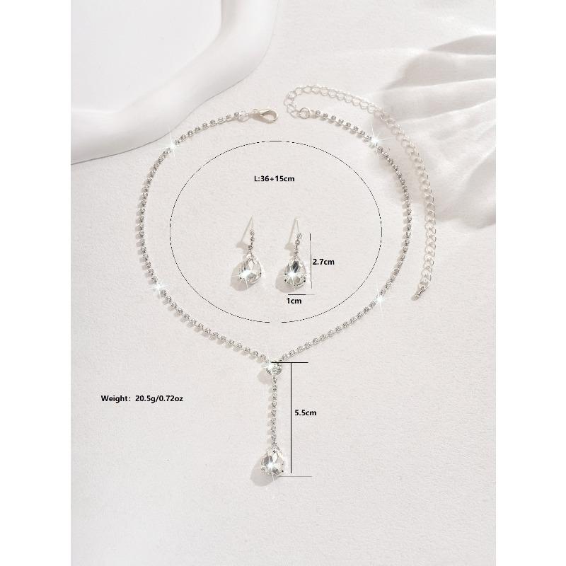 Set da sposa: Set minimalista di collana e orecchini a goccia con diamanti