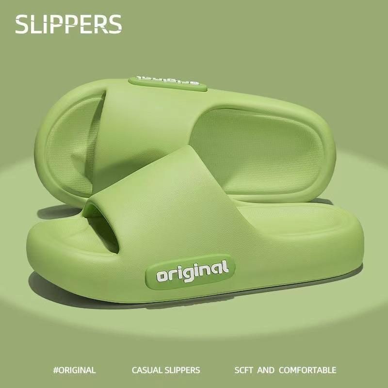 Women's and Men's Non-slip Indoor-Outdoor Slippers: Four Seasons Comfort with Thick Soles and Unique Tread Design