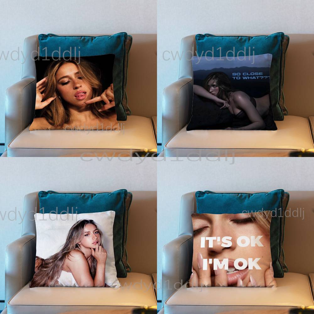 T-Tate M-Mcrae So Close To What Pillowcases Cute Funny Pillow Case For Wedding Party Home Decor Comfy Pillow Cover