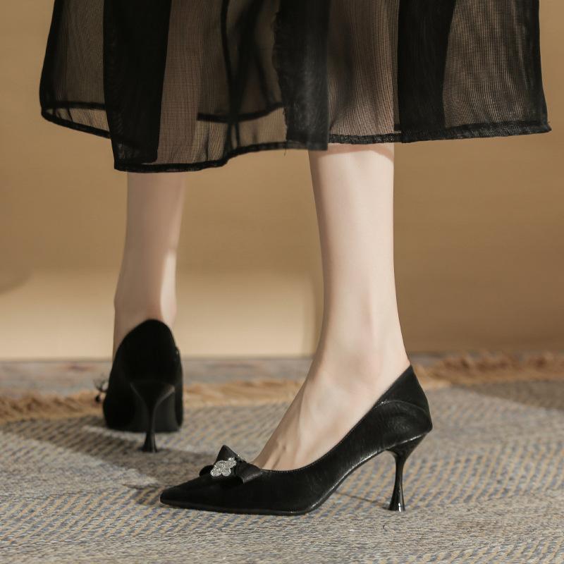 B Niche Design Thin Heel Pointed Head Shallow Mouth Versatile Women's High Heel Single Shoes Comfortable Medium Heel Women's Shoes