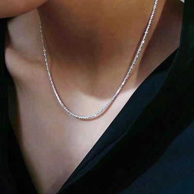 Colliers étincelants pour femmes Chaîne clavicule avec fermoir mousqueton Bijoux hypoallergéniques pour les fêtes les mariages le quotidien