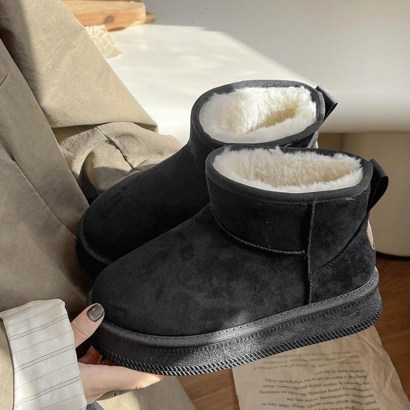 Snow Boots Women's New Winter Platform Cotton Shoes Piled and Thickened Short Boots Non-slip and Warm