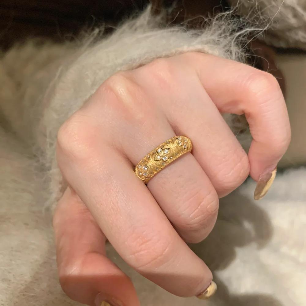 Vintage Ring für Damen Elegant Minimalistisch Gebürstet Diamant Kleeblatt Stapelbar kleiner Finger Ring