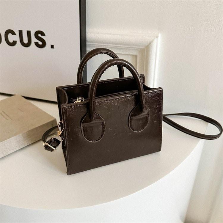 

Стильная маленькая квадратная сумка для женщин 2024, модная винтажная ПУ сумка через плечо какао