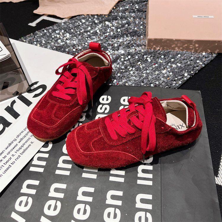 

Весна 2025 новая мода шнуровка повседневные кеды немецкие тренировочные туфли мягкая подошва удобные универсальные одинарные туфли печенье туфли женские 40 красный