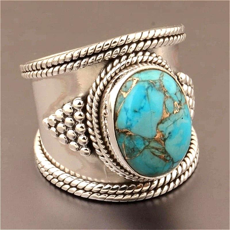 Vintage Exquisite Inlaid Oval Synthetic Turquoise Silvery Plated Wide Ring for Women Bohemian Style Banquet Jewelry Accessories