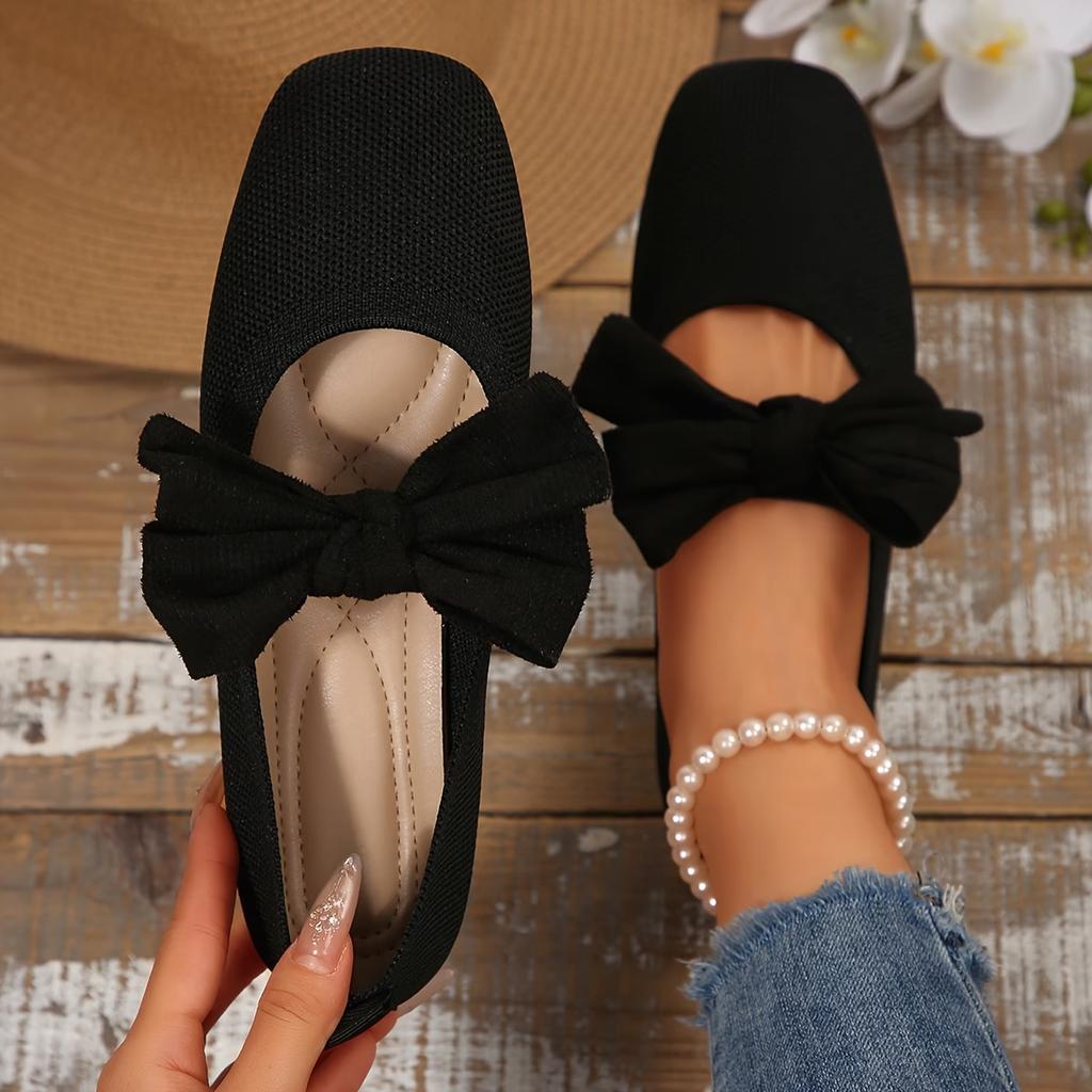 Ladies' Breathable And Lightweight Slip-On Flat Shoes with a Bow Decoration In Larger Sizes., Women Shoes