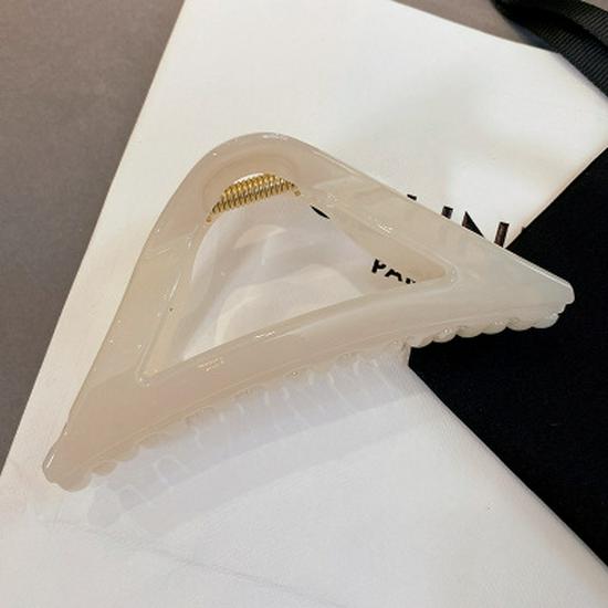 Elegant Large Triangle Hair Clip - Chic Korean Hair Accessory