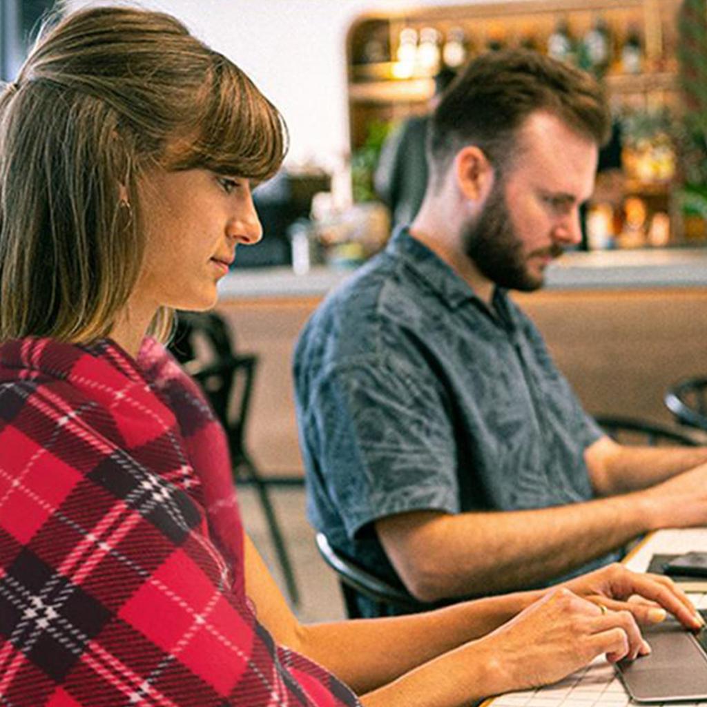 USB Heated Blanket with Timer, Full Body Warming Shawl for Shoulder Neck Back Pain Relief in Office Car & Home Use