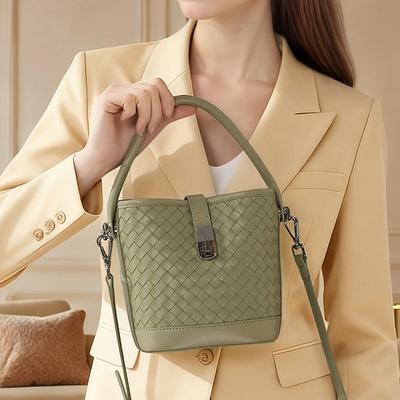Top Layer Sheepskin Woven Bag New Style Textured Commuter Women's Bag Versatile Woven Crossbody Bucket Bag Single Shoulder Handbag Genuine Leather