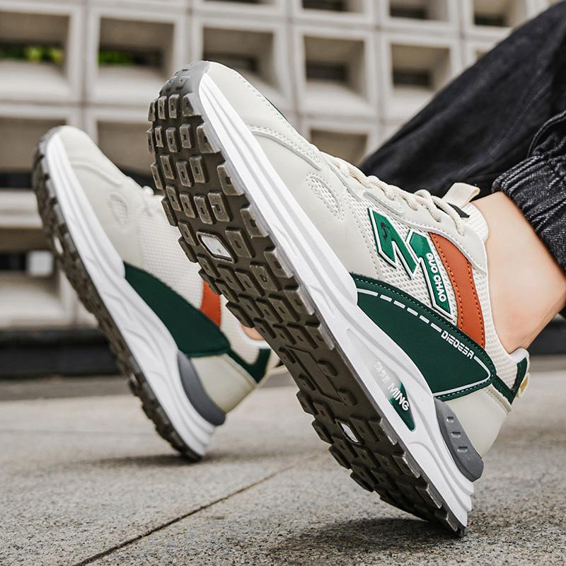 New Fashion Men 's Four Seasons Comfortable Thick Sole Shoes Students BoysTrending Soft Sole Breathable Casual Running Sneakers