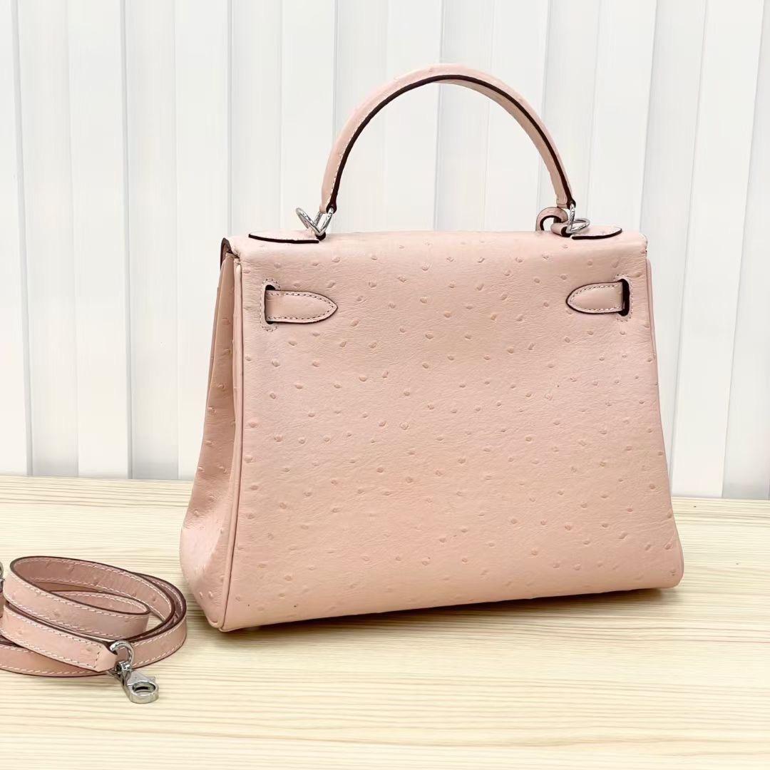 

25 New Top Layer Goose Down Handmade Warm Bag Women s Cross-Border Fashion Hundreds Of Matching Single Meat Bag Small Crowd Lazy Bag 28x22x10 розовый