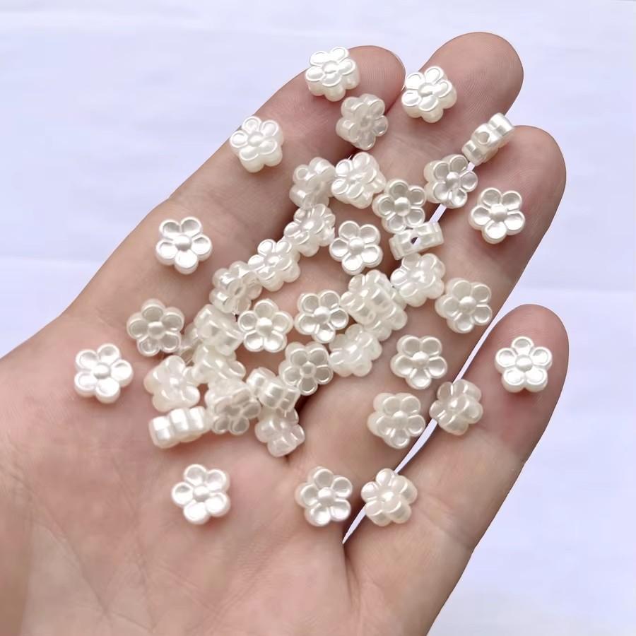 60pcs 8mm ASB white three-dimensional flower loose bead jewelry making DIY handmade brooch earring accessories flower beads