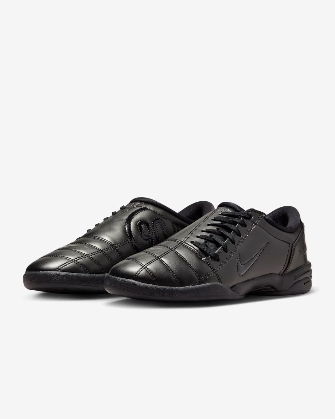 IM7595-002 Nike Total 90 3 Черный Антрацит (Женский) 10W