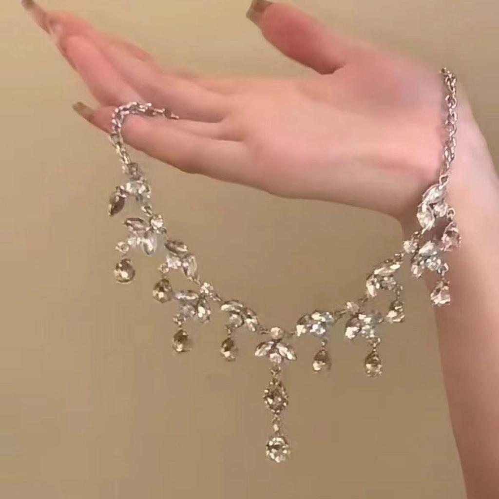 2025 Punk Necklace: Irregular Y2K Subculture Clavicle Chain for Men & Women