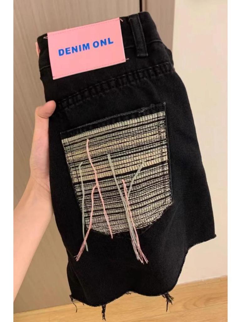 High-Waisted Vintage Ripped Black Denim Shorts - Women's 2025 Wide-Leg Summer Collection.