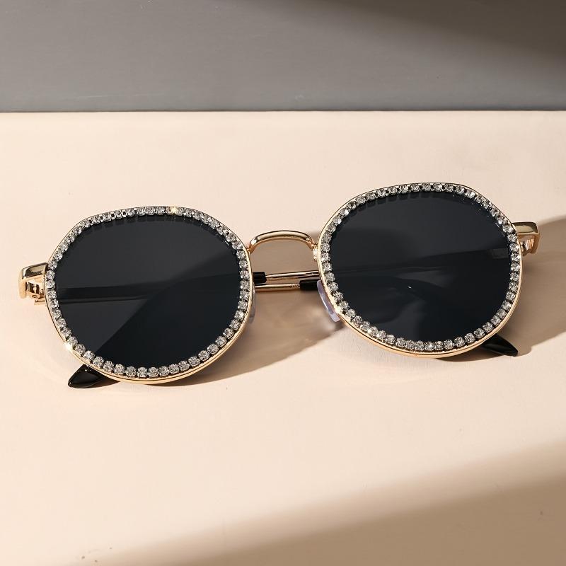 Non-polarized Women Bling Rhinestone Decorative Fashion Sunglasses for Outdoor Vacation Travel Beach Party Rave Party Musical Festival Decoration