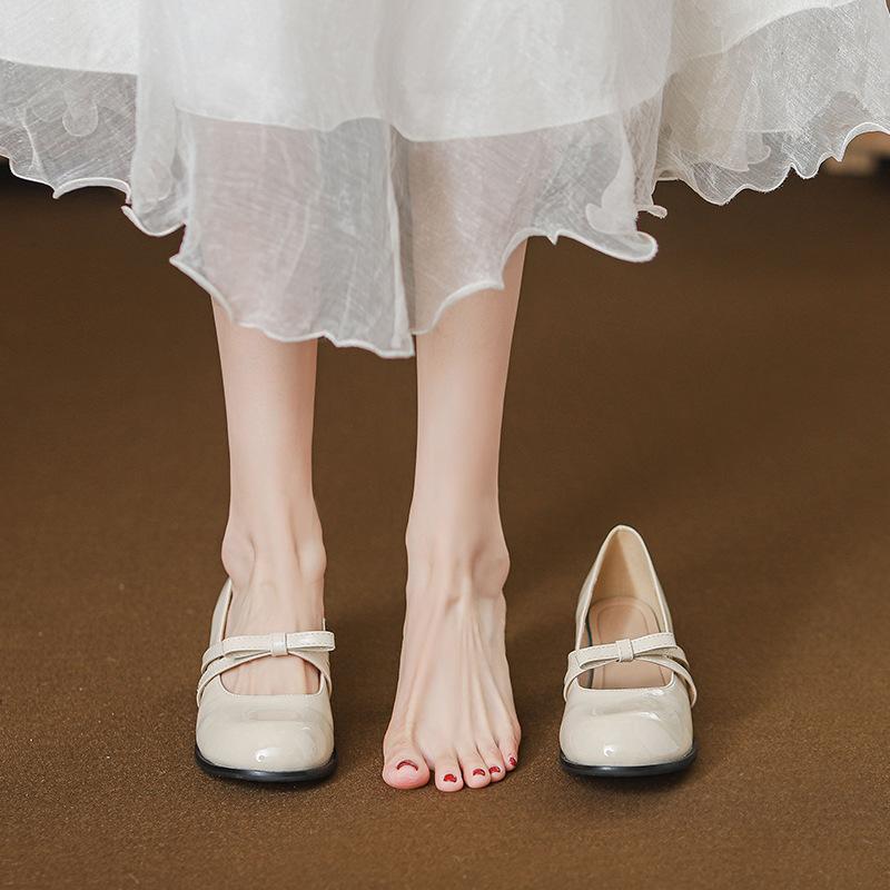 

French Hepburn style thick heel round head Mary Jane shoes versatile autumn 2025 new one-pedal retro style single shoes 34 абрикосовый