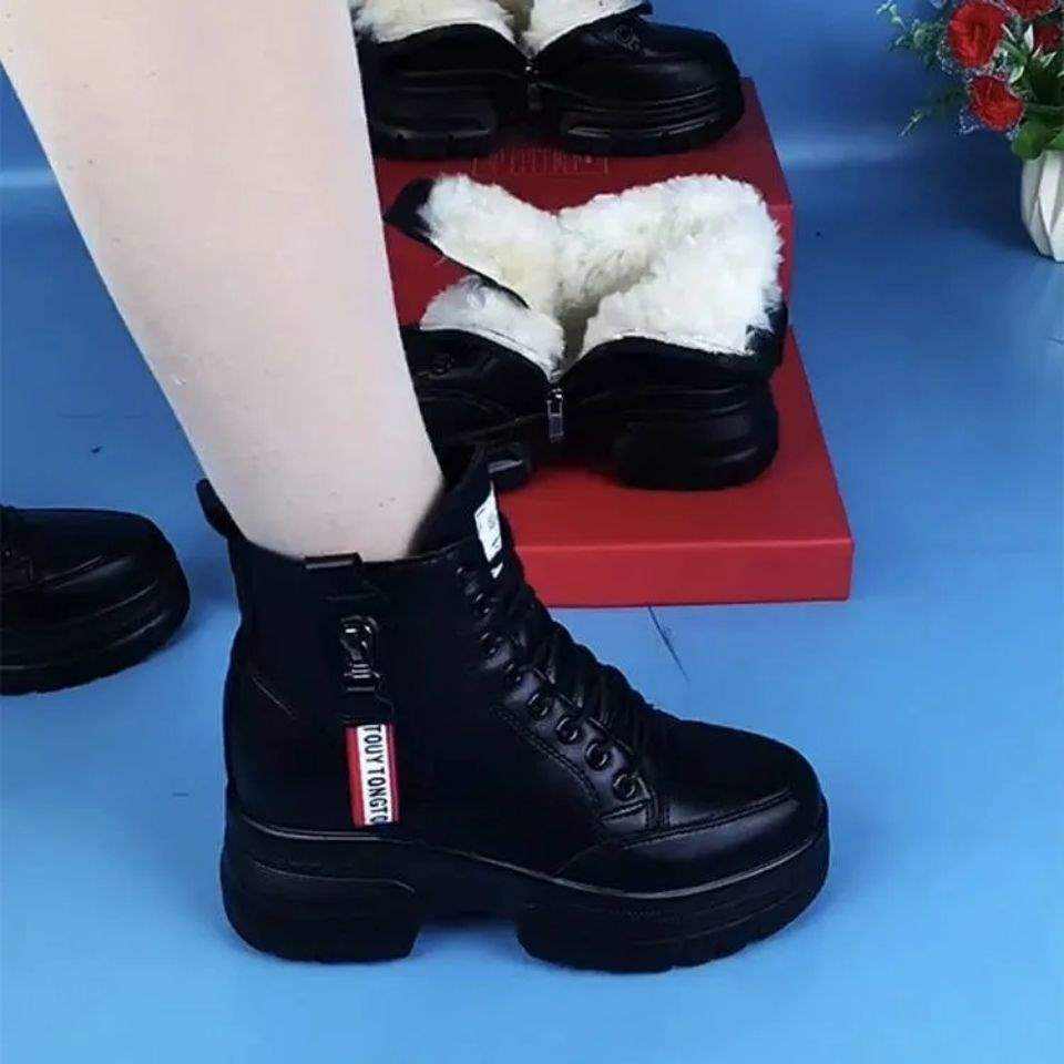 Martin boots women's platform soft leather 2025 new autumn and winter short boots women's versatile velvet thickened middle-aged mother shoes