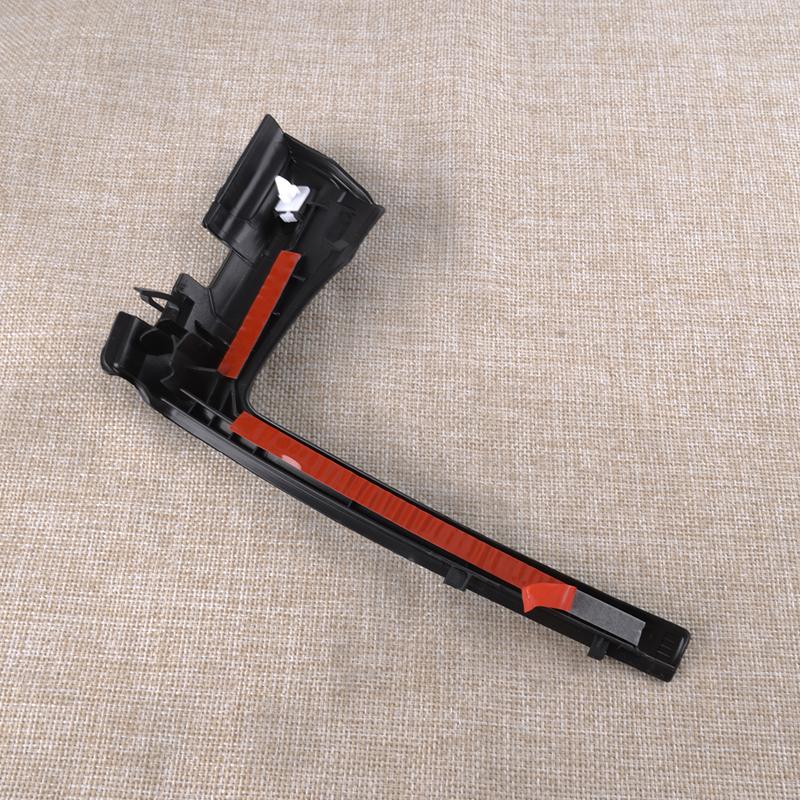 53867-52090 53866-52090 1 Pair Front Windshield Wiper Cowl Side Fender Trims Cover Fit for Toyota Yaris 2012 2013 2014 Black