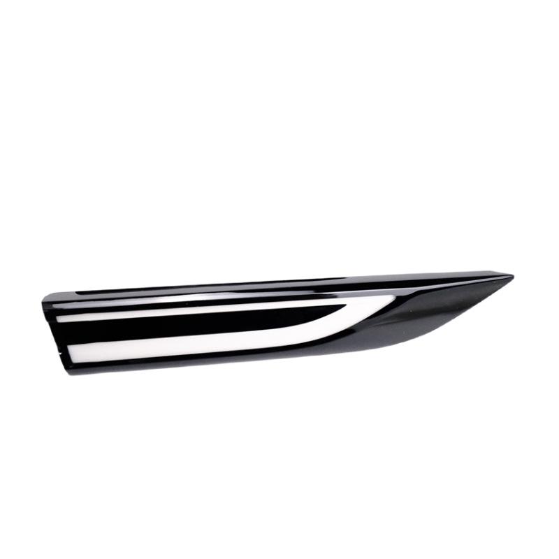 Compatible with 19-23 CC Car Door Fender Rline Logo Decorative Sticker.