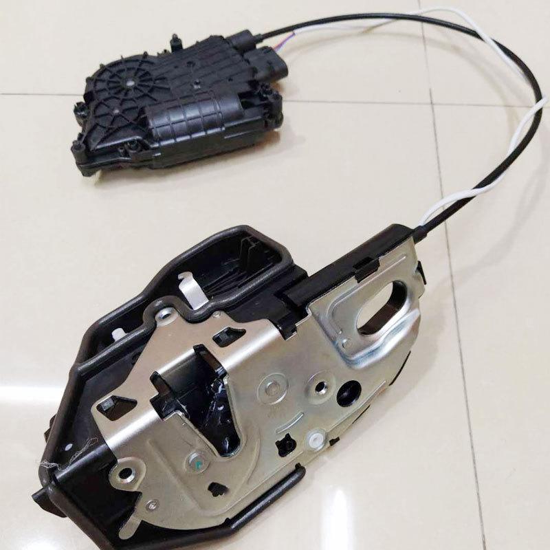 BMW F10/F11 Left Front Door Central Locking Actuator (Side Door Lock 51217148475)