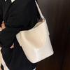 2025 Summer New Classic Versatile Trend Crocodile Pattern Shoulder Bag Women's Fashion Exquisite Messenger Commuter Bucket Bag