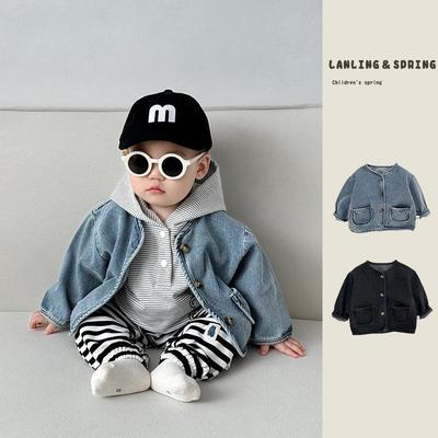 Modische Jeansjacke für Jungen & Vielseitiges Set mit Hosen mit Aufschlag