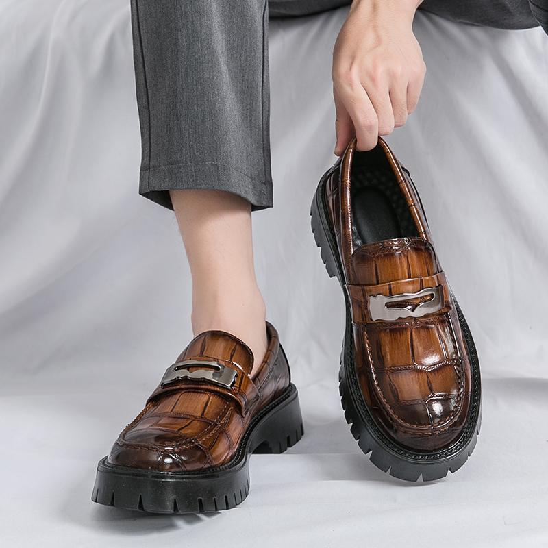 Men s Large Size British Style Business Leather Loafers, Thick Sole, Height Increasing, Four Seasons, Size 46. 43 коричневый
