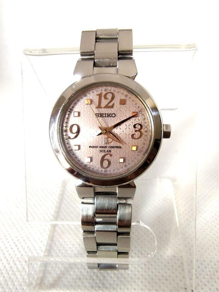 [USED] Radio-controlled solar watch, SEIKO Lukia 3B51-0AA0