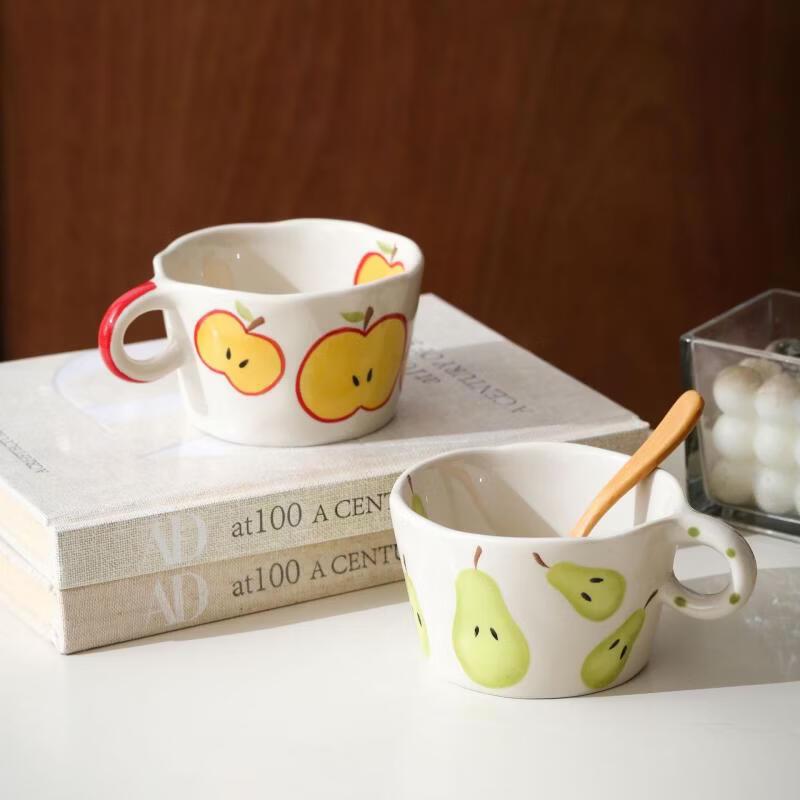 OLOEY Hand-Painted Ceramic Banana Coffee Mug