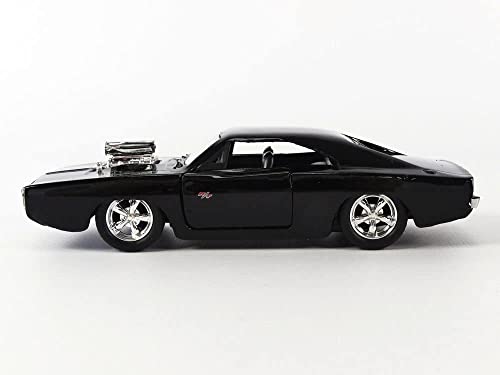 JADA TOYS 1/32 Scale Fast & Furious Diecast Cars: Dom's Dodge Charger R/T & Brian's Toyota Supra [Imported]