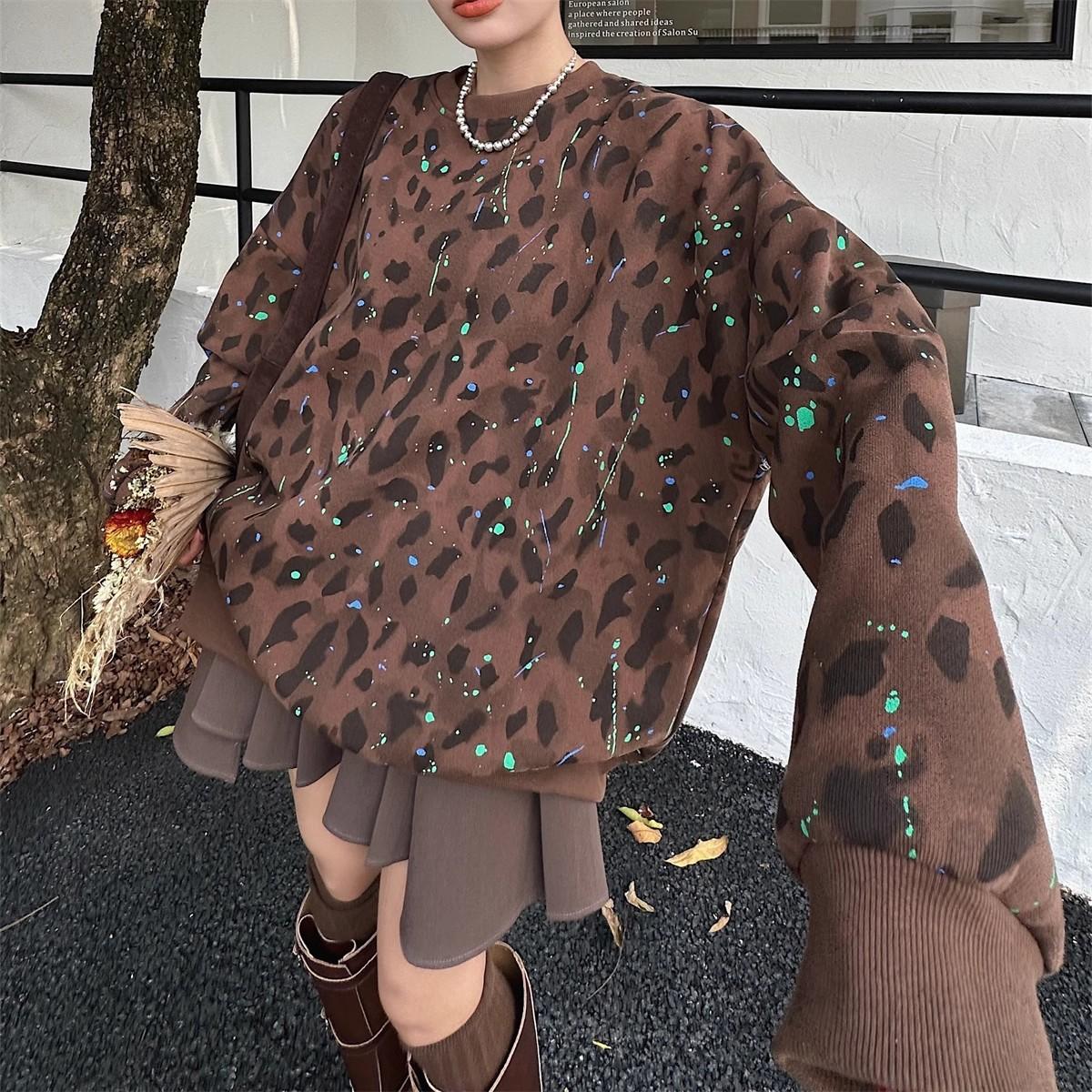 

Женские топы больших размеров на осень с леопардовым принтом, оверсайз, с длинным рукавом, худи с круглым вырезом, свободные толстовки XXXXL коричневый