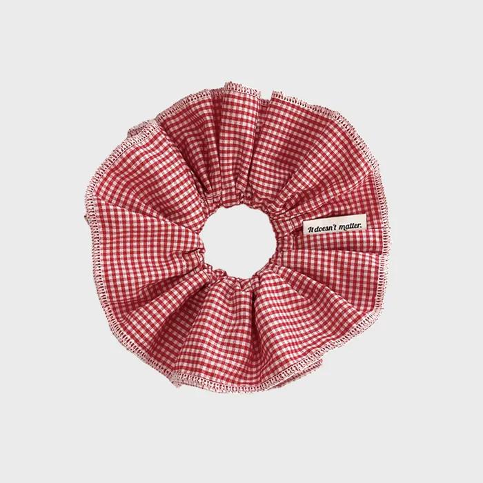 Ruffle Check Scrunchie (Red)