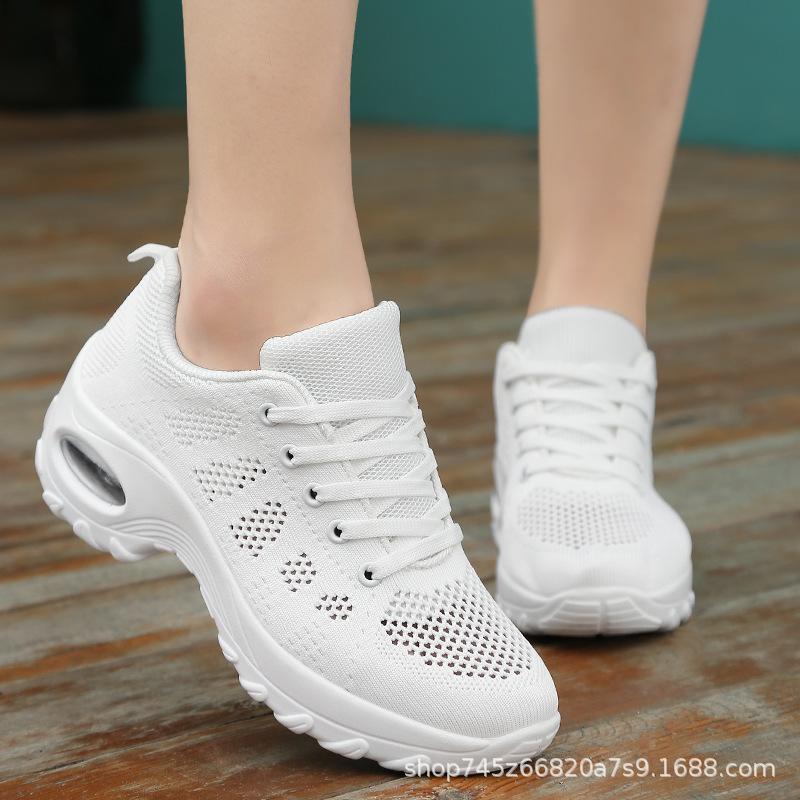 

Black Yang Liping Square Dance Shoes Men s and Women s Soft-soled Dance Shoes Not Tired Feet Jazz Ghost Walk White Dance Shoes Women s Summer 42