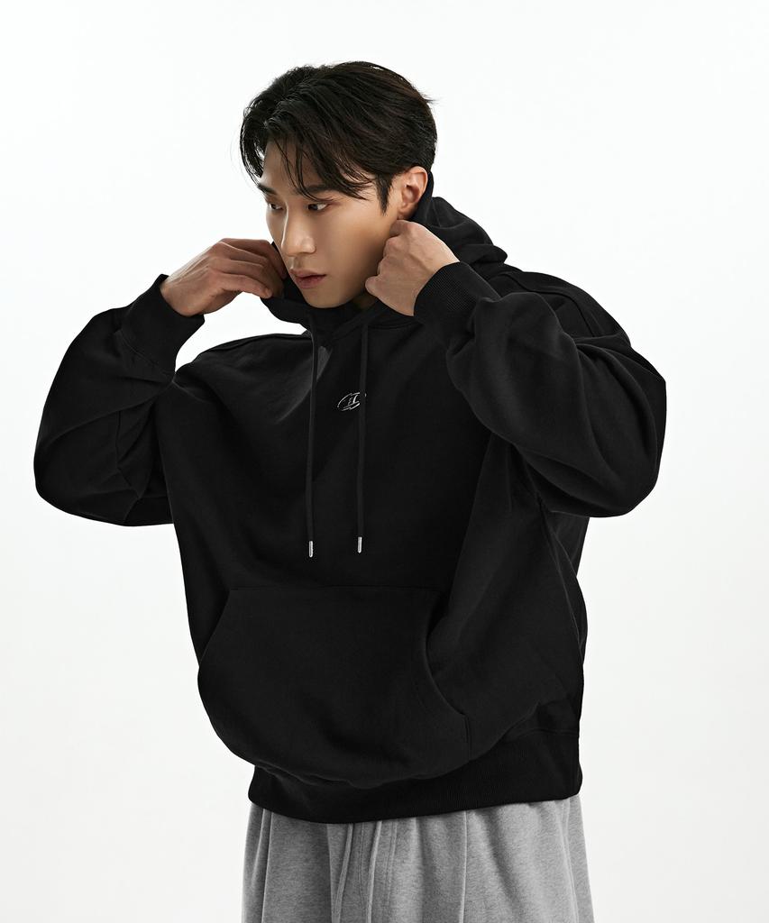 Chrome B Hoodie [Black]