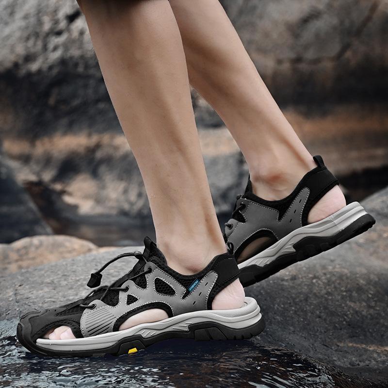 Summer New Genuine Leather Sandals plus Size Men's Closed Toe Casual Beach Shoes Soft Bottom and Wear Resistance Outdoor Climbing Boots