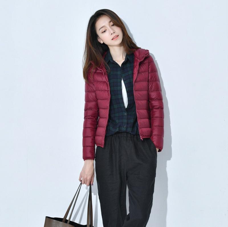 Autumn and winter new hooded slim short light down jacket women's jacket large size jacket women's hooded