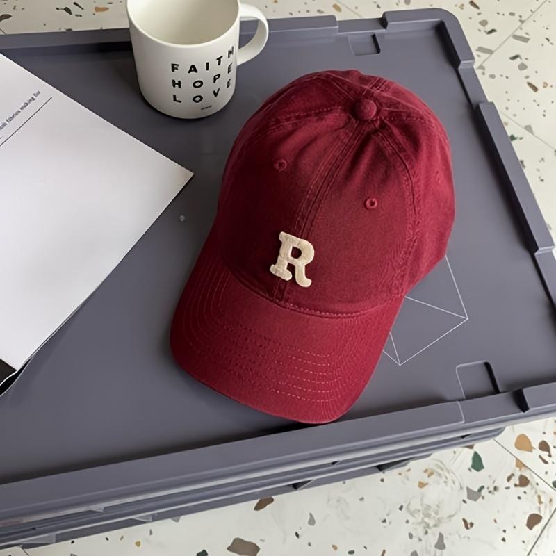 Four season R-letter soft top baseball cap, fashionable men's and women's sun shading and sun protection duckbill cap