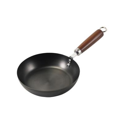 Pearl Metal Frying Pan Black 20cm Frying Pan Nitrided Even Though It Is Iron Rust-resistant HC-550